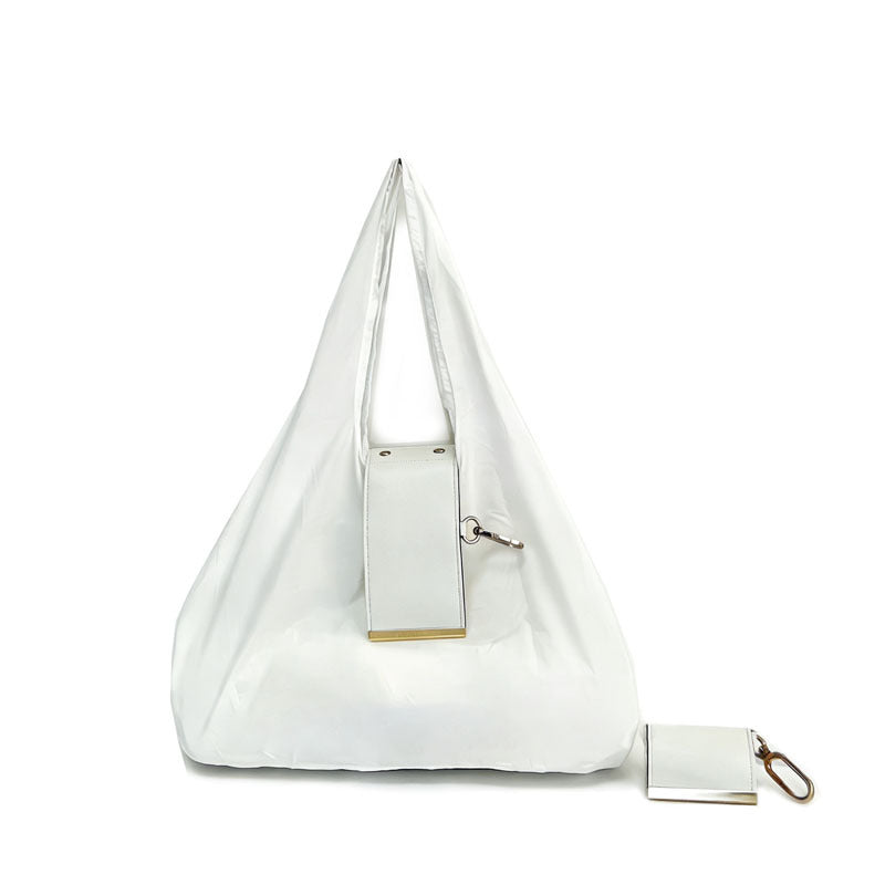 KEYCHAIN TOTE IN JET
