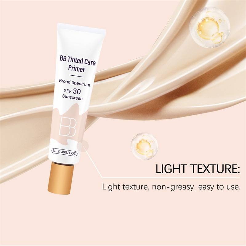 BB Blur Crema Hidratante con Color de Amplio Espectro SPF 30